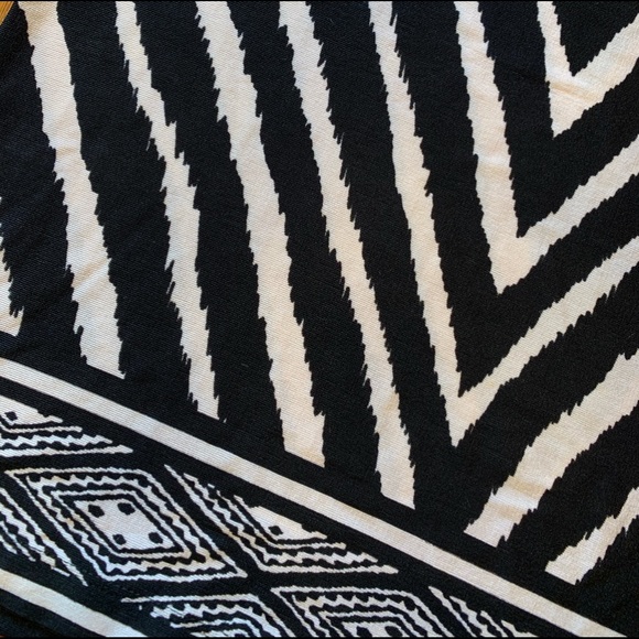 TRAVELERS BY CHICOS TANK TOP - Picture 3 of 4